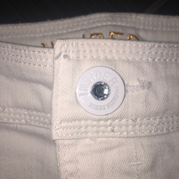 Like New White Denim Mini Skirt (Size 1) with Sparkle Details - Picture 3 of 13